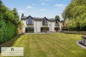 Rear Aspect- click for photo gallery